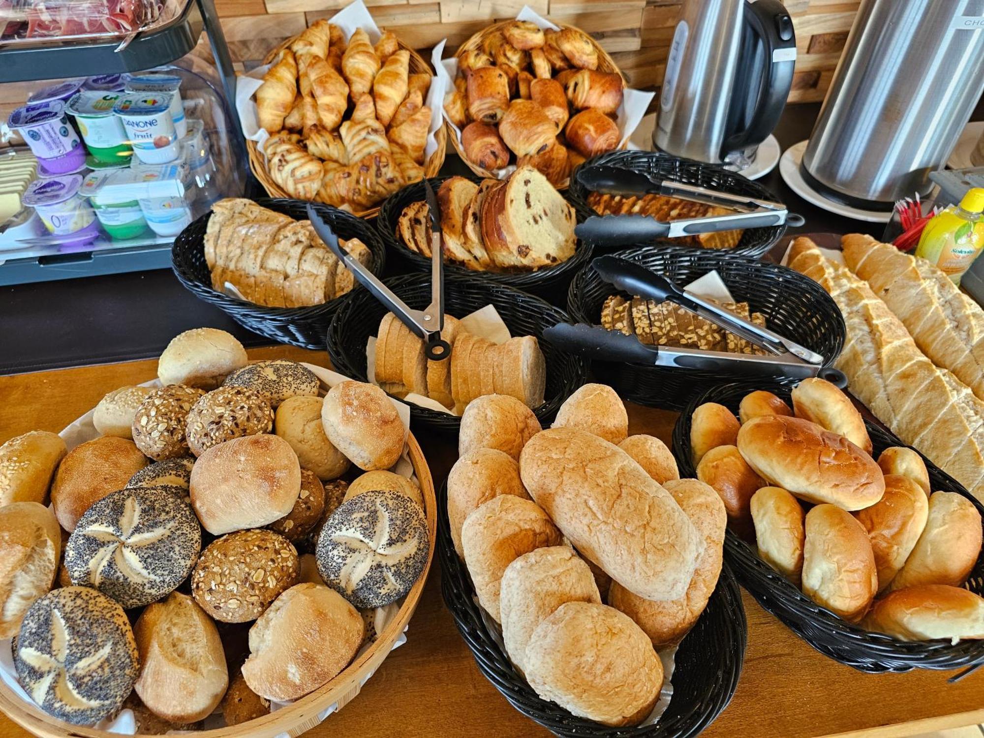 Hotel Westendia And Free Parking Top Breakfast Westende Exteriér fotografie